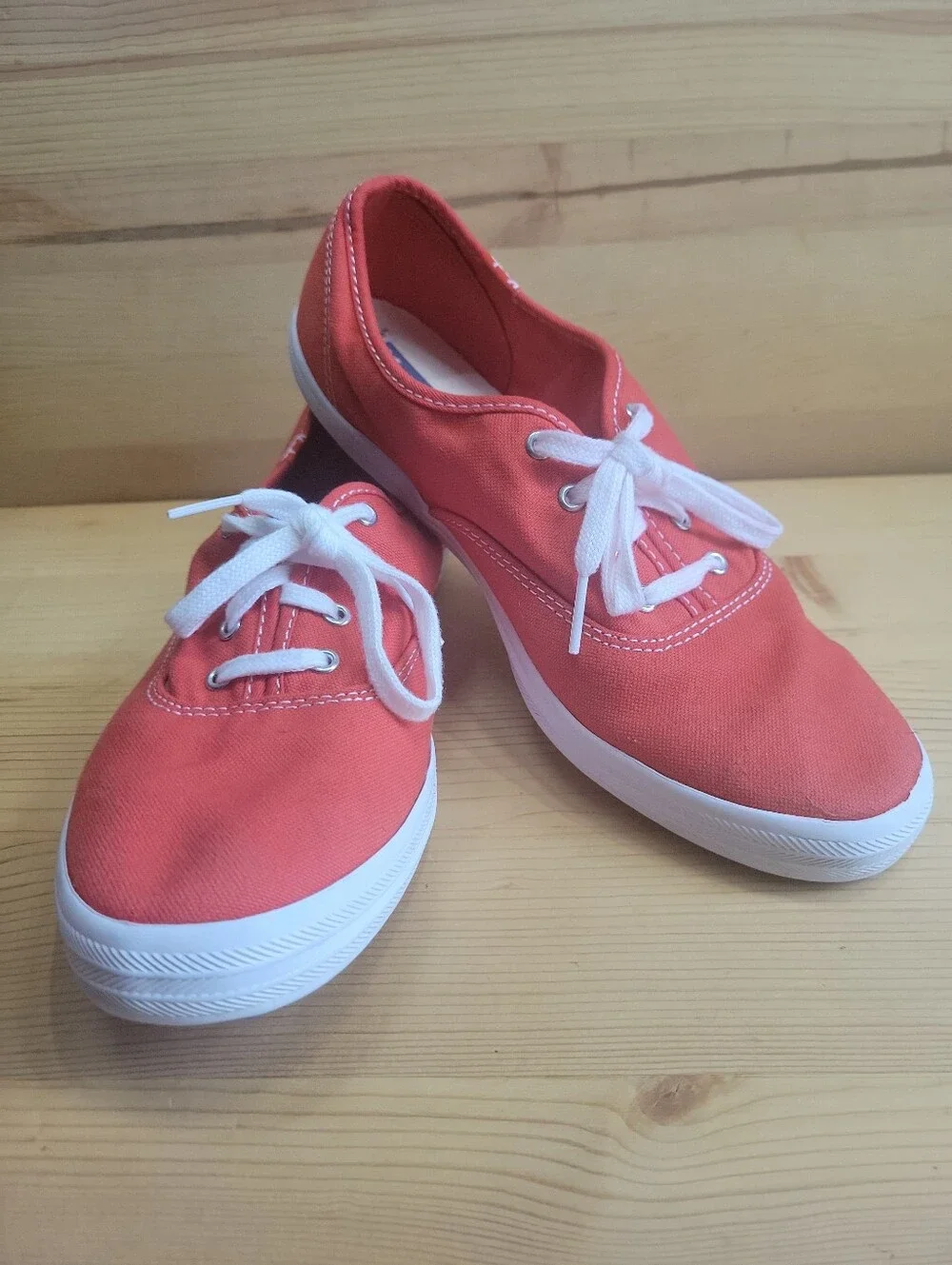 Keds Champion Womens Size 8 M Red  Classic Low Top Sneakers